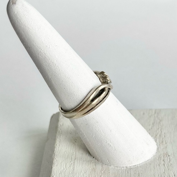 Sterling Silver 925 Stamped Twisted Knot Rope Boho Ring Size 7 in EUC - Picture 3 of 8